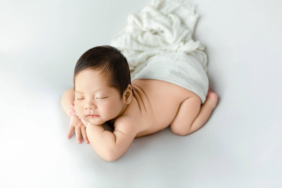 Ngầu Từ Trong Trứng — ảnh sơ sinh tại Thúy Tô Studio, Vinhomes Ocean Park 2