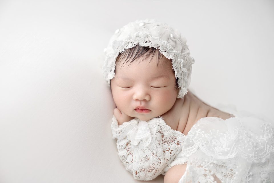 Công Chúa Tròn Tháng — ảnh sơ sinh tại Thúy Tô Studio, Vinhomes Ocean Park 2