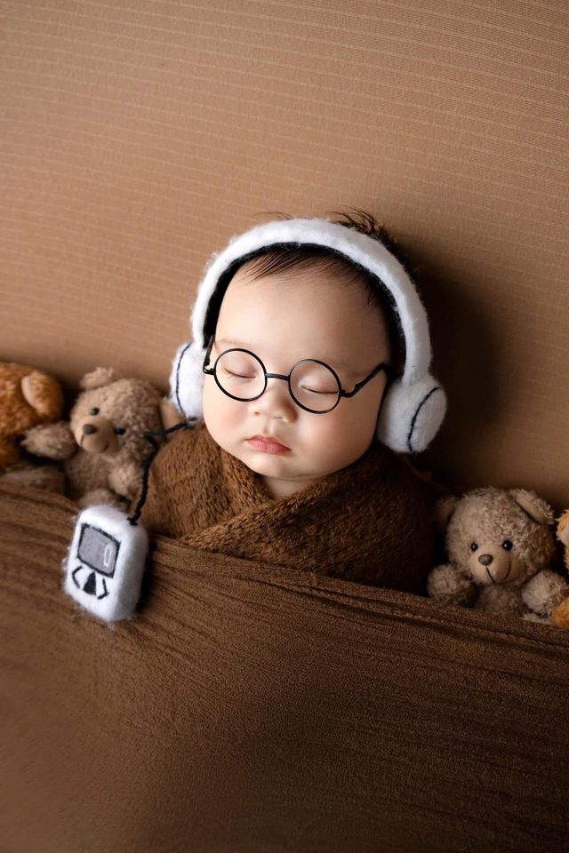 DJ Nhí 25 Ngày Tuổi — ảnh sơ sinh tại Thúy Tô Studio, Vinhomes Ocean Park 2